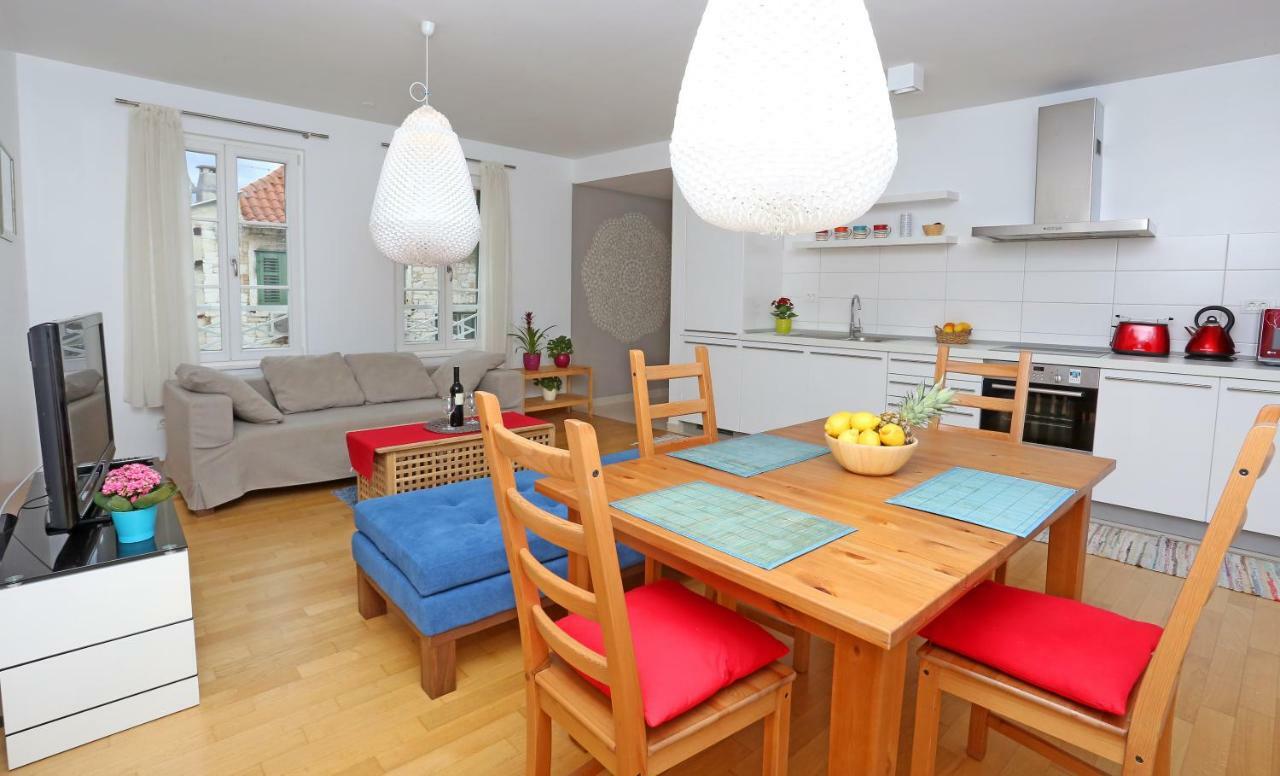 Luxury Apts Leone Split Centre Kültér fotó